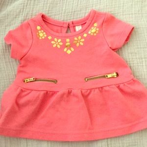 Newborn coral/gold shirt